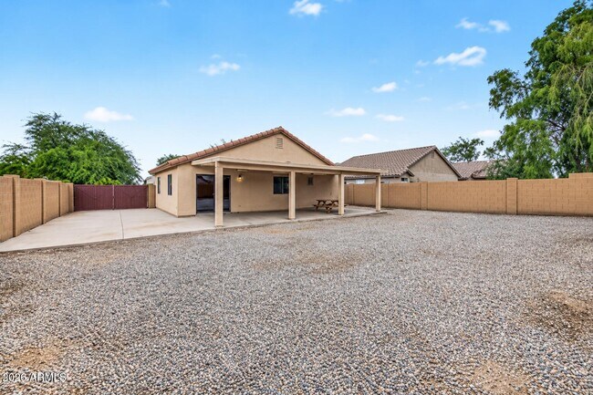 Building Photo - 3015 N 84th Dr