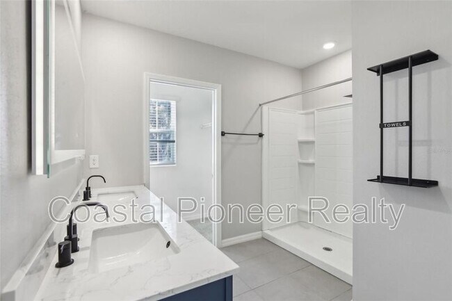 Building Photo - 2604 Knight Island Dr