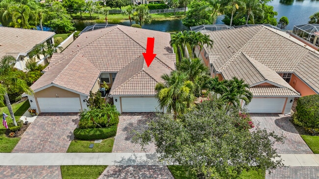 Building Photo - 12120 SW Elsinore Dr