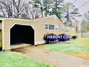 Building Photo - Beautiful 3 Bedroom 2.5 Bathroom Ranch Style Home located in the Northside area of Norfolk!