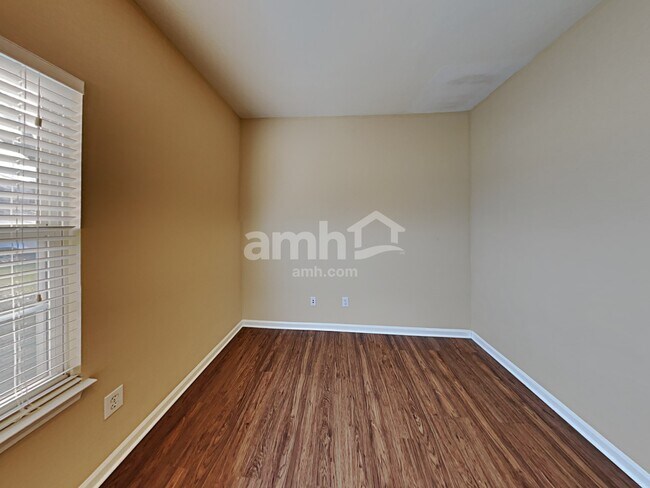 Building Photo - 116 Brewster Ct