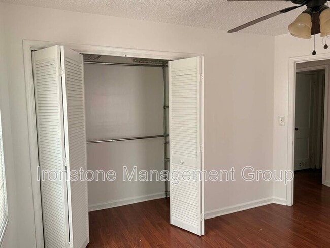 Building Photo - 3503 W 43rd St