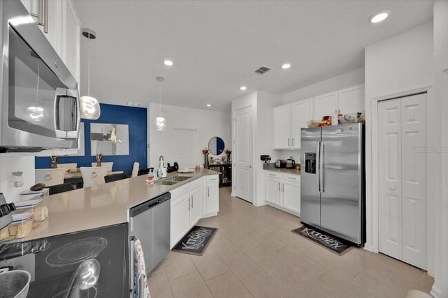 Building Photo - 717 Citrus Reserve Blvd