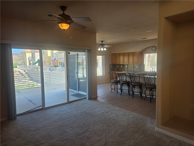 Building Photo - 1825 E Shore Villas Dr