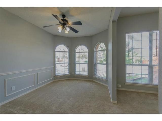 Building Photo - 1532 Tanglewood Dr