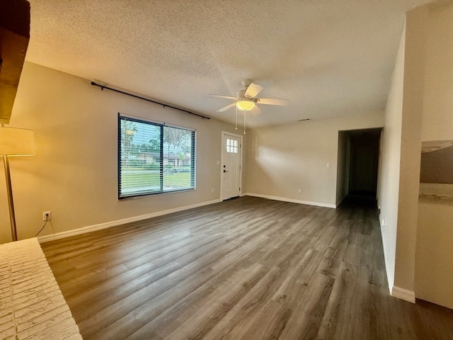 Building Photo - 1819 Oak St