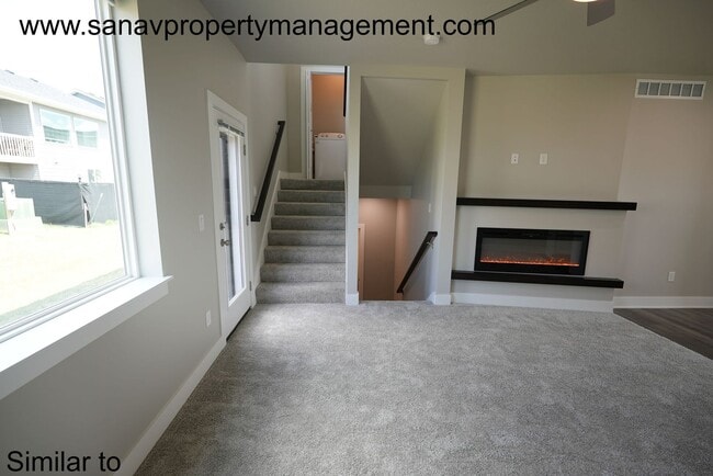 Building Photo - Move-In Special: December Rent FREE for December 1st Move-Ins Only!