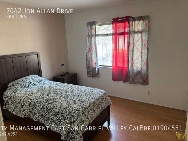 Building Photo - 7042 Jon Allan Dr