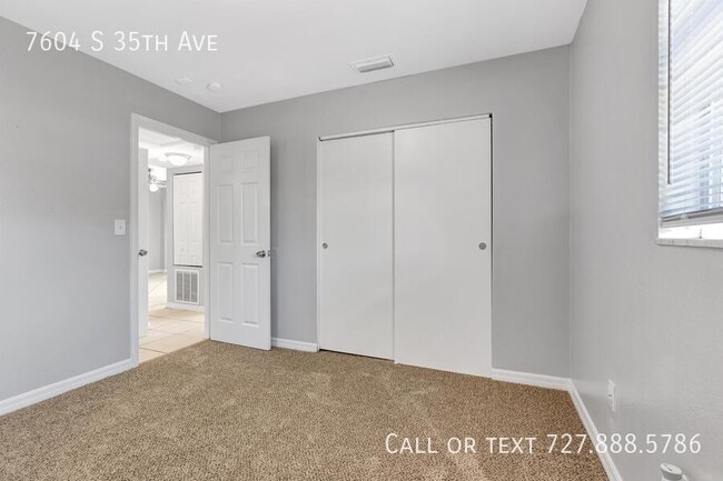 Building Photo - 7604 S 35th Ave