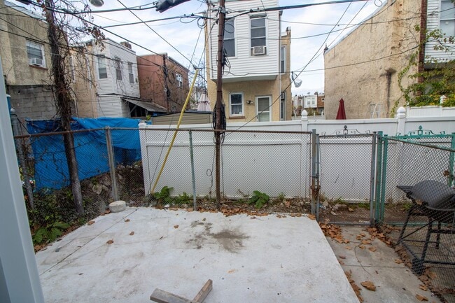 Building Photo - 3143 W Norris St