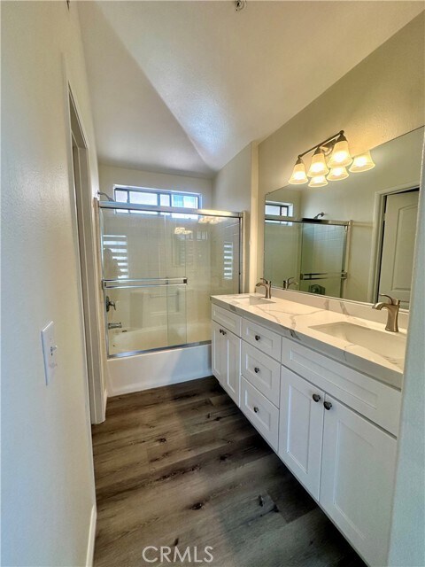 Building Photo - 66 Montana Del Lago Dr