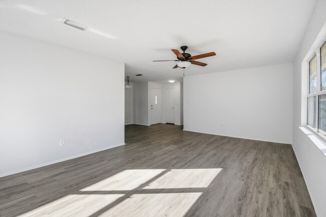 Building Photo - 189 Deltona Blvd