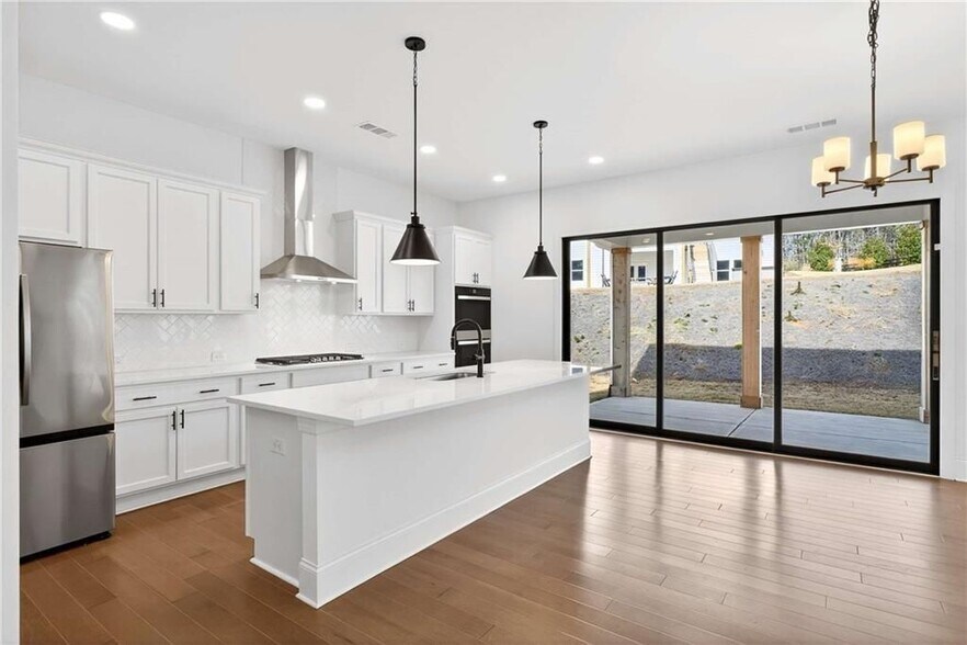 Building Photo - 395 Tillman Pass