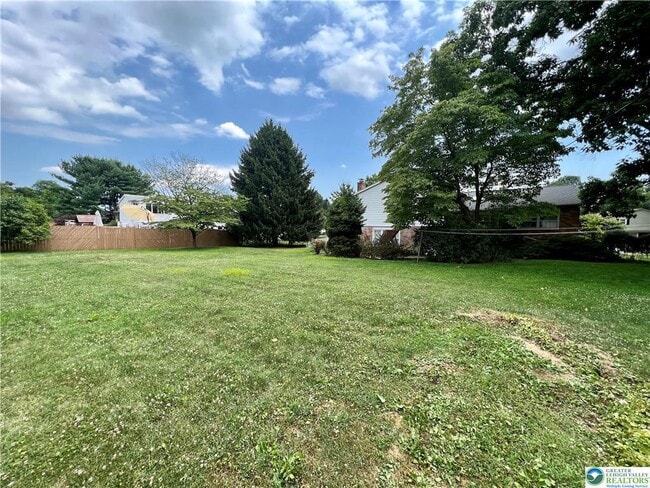 Building Photo - 1160 Brentwood Ave