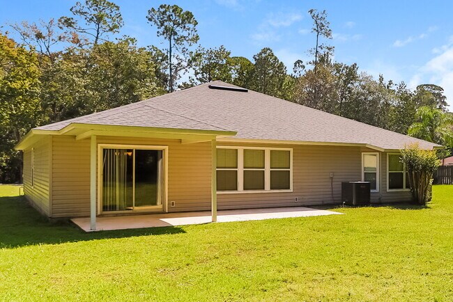 Building Photo - 7114 Tarpon Ct