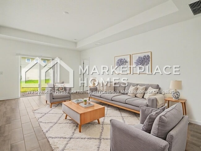 Building Photo - 5216 Senza Trl