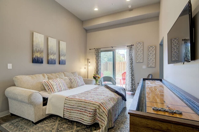 Building Photo - 2210 Remington Way