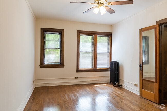 Studio - 2256 N. Cleveland