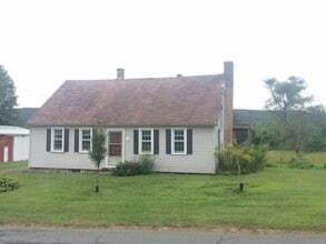 Building Photo - 421 N East St