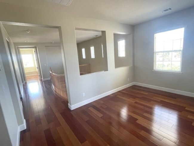 Building Photo - San Ramon 5 Bed/4.5 Bath Windemere Ranch L...