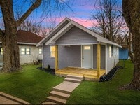 Building Photo - Spacious inside and out! Freshly painted!  3-Bedroom Rental Home – Comfort & Convenience!
