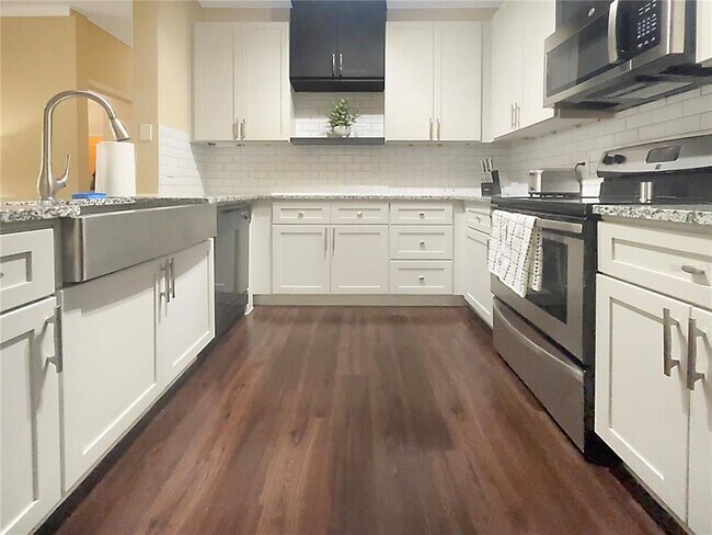 Building Photo - 3511 Tabernacle Pl