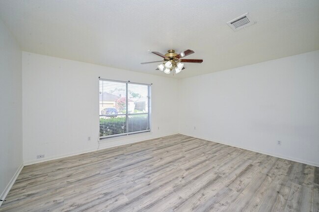 Building Photo - 7735 Quail Meadow Dr