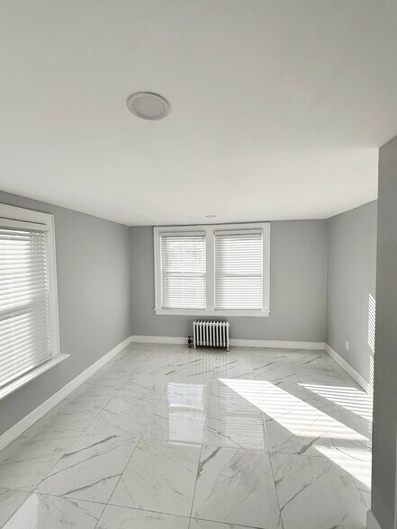 bedroom - 19 Parkview Ter