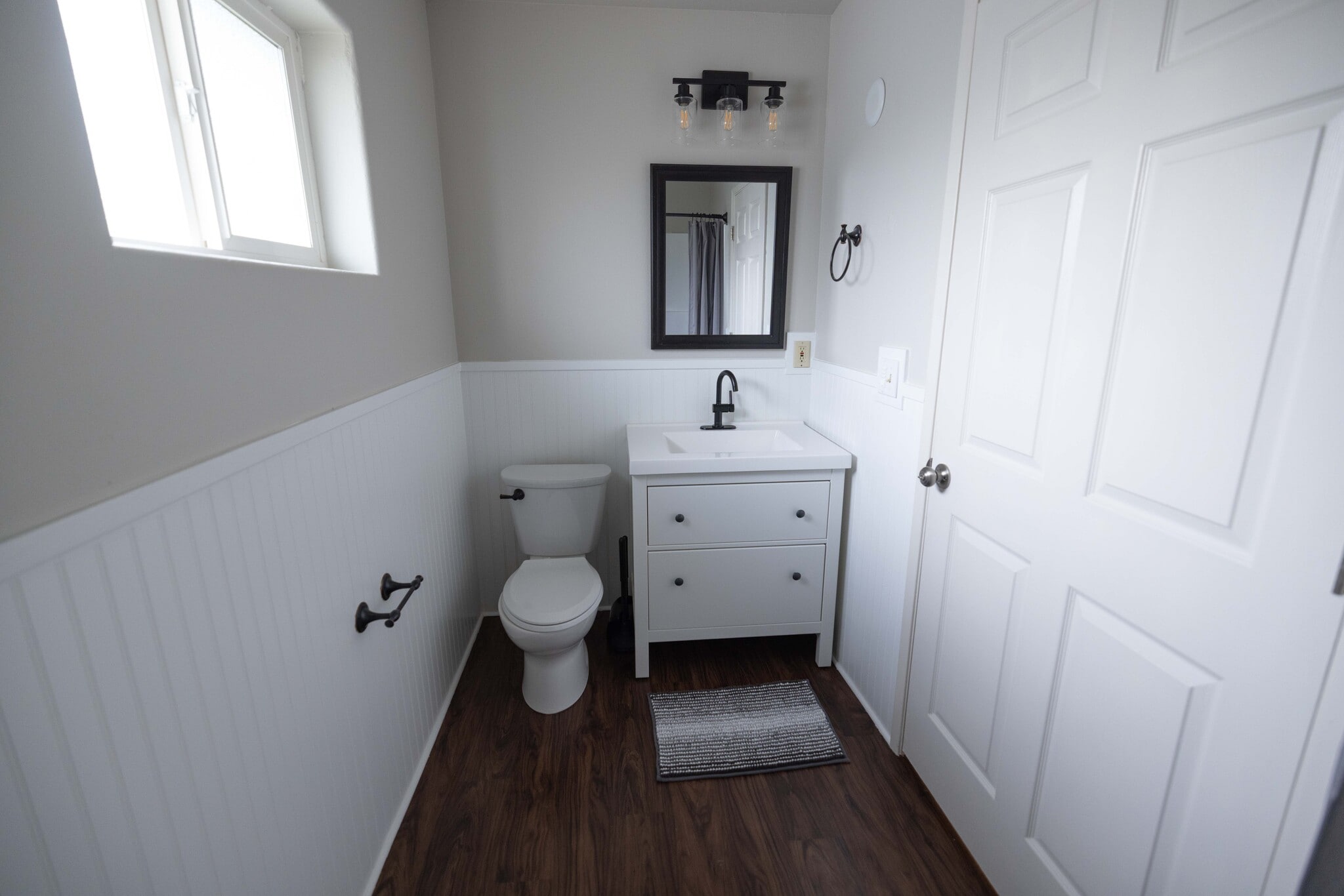 Building Photo - 401 S Main St