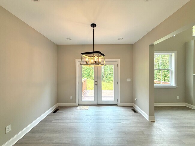 Building Photo - 2578 Whipporwill Ct