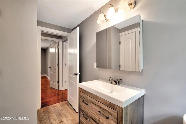 Building Photo - 88 Dutch Lane Rd