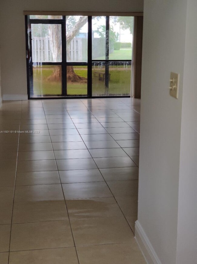 Building Photo - 10253 NW 9th St Cir