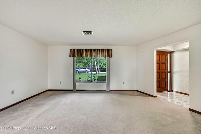 Building Photo - 3296 Dolin Ave