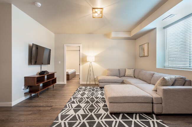 Building Photo - Fully Furnished New 5 Bed, 3 Bath Modern Home with over 3,241 Sq. Ft. on 2 Acres- MEAD SCHOOL DIS...