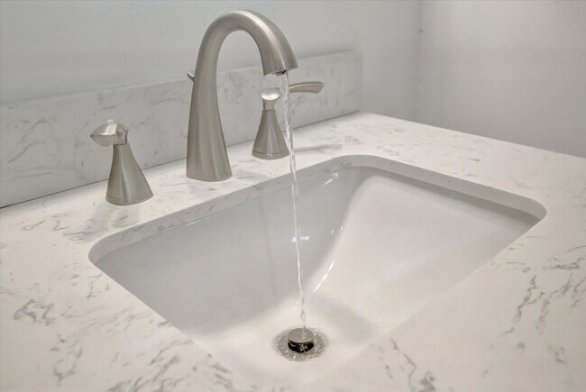 Building Photo - 10 Gulf Blvd