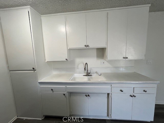 Building Photo - 686 E Cottonwood Rd