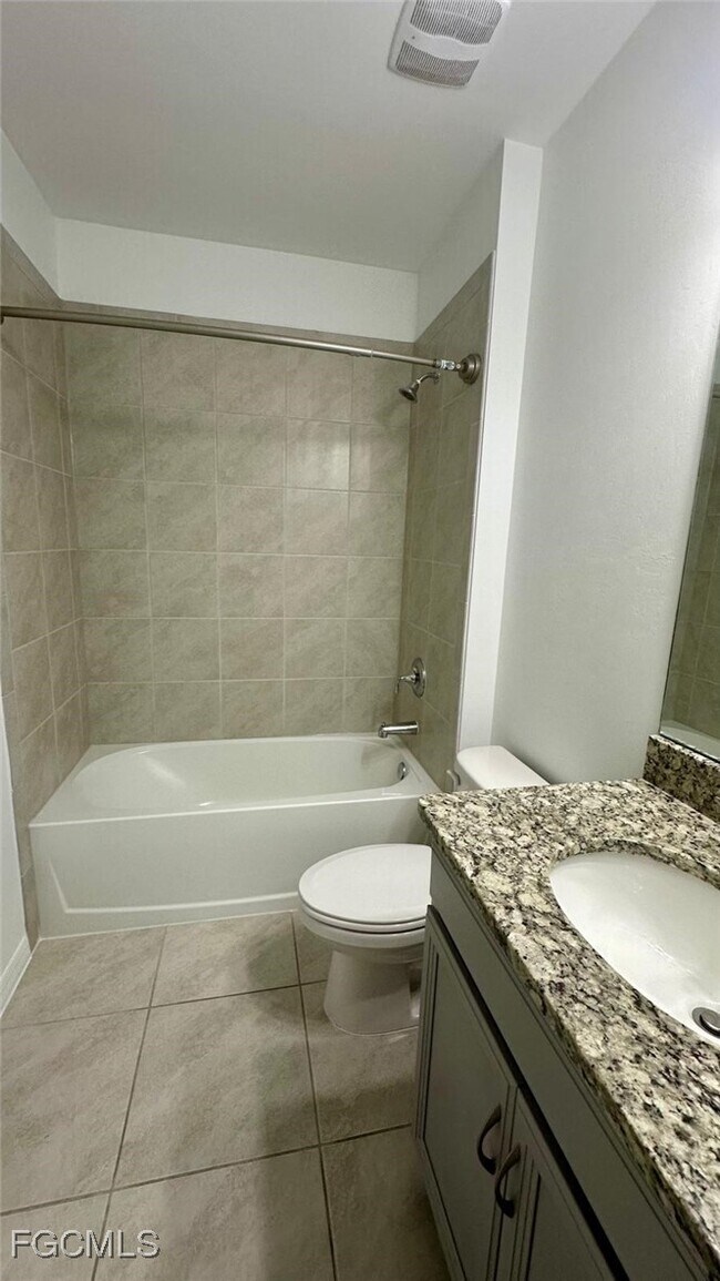 Building Photo - 3034 Royal Gardens Ave