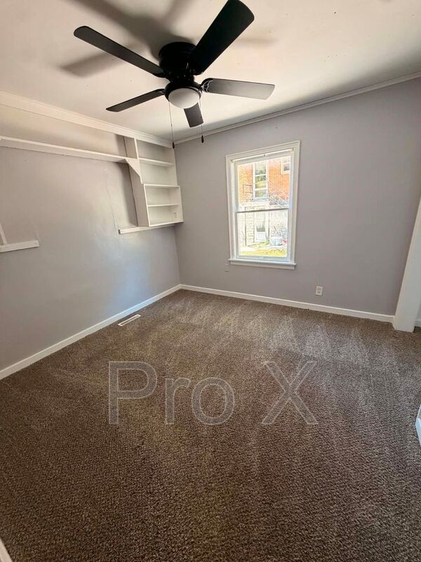Building Photo - 3414 Oak Ridge Dr