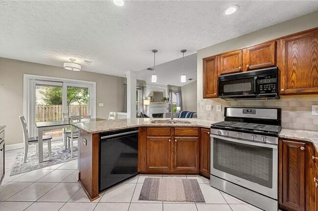 Building Photo - 1324 Pinebreeze Way