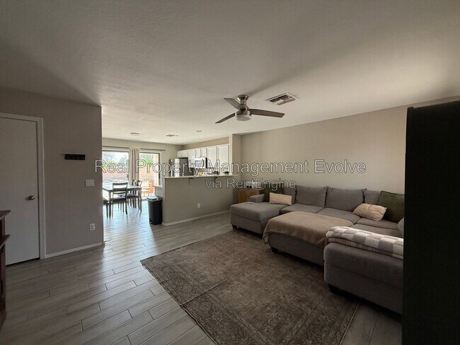 Building Photo - 7105 S 251st Dr