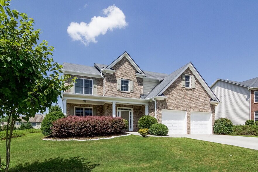 Building Photo - 2400 Chandler Grove Dr