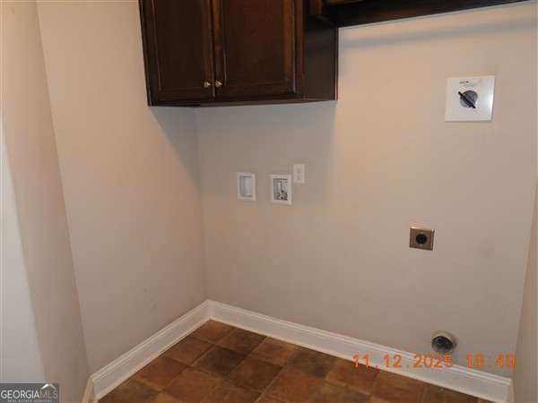 Building Photo - 221 Case Ln SE