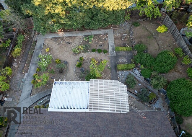 Building Photo - Coming Soon!! 3bd 2ba home on Quiet Court in Folsom