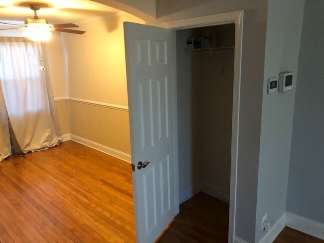 Building Photo - *COMING SOON* Beautiful, Spacious Townhome...