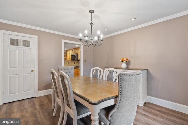 Building Photo - 226 Farleigh Ct