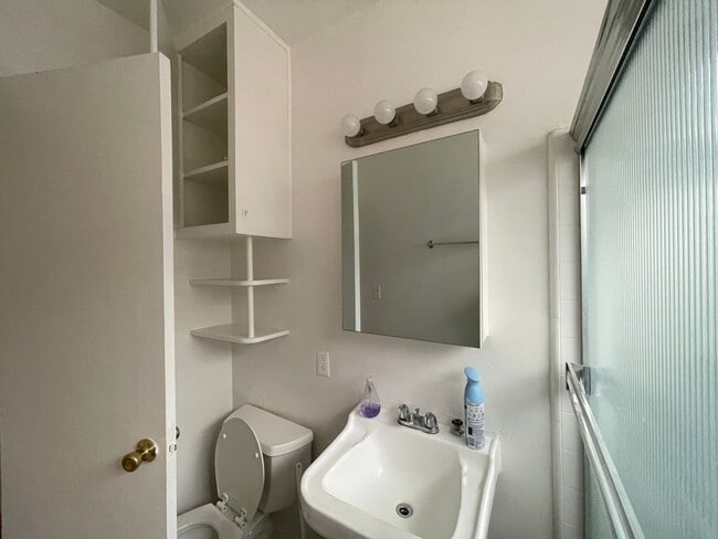 Building Photo - The Bungalows on 26TH