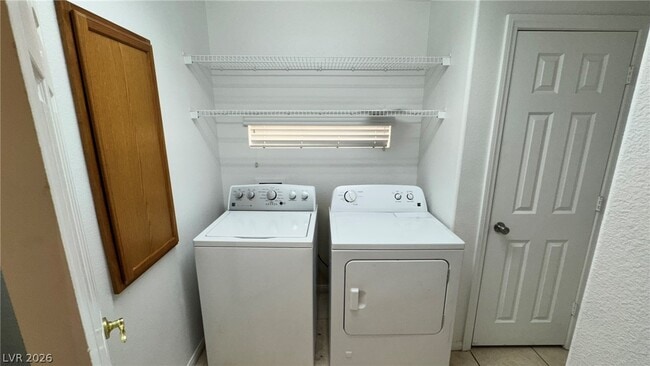 Building Photo - 10585 Medicine Bow St