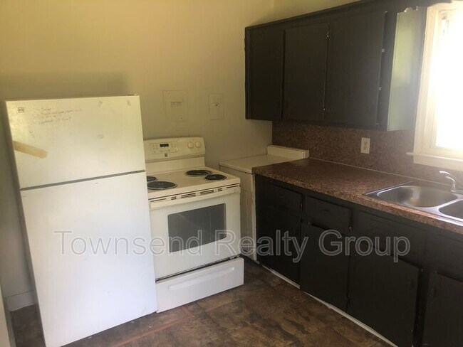 Building Photo - 2209 Culp Cir