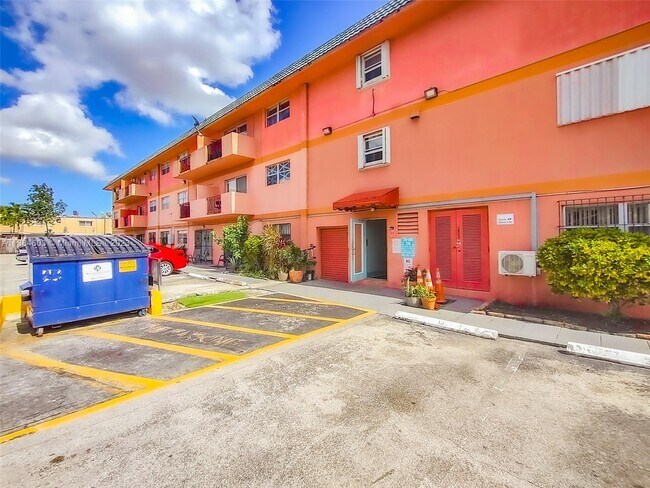 Building Photo - 17101 NW 57th Ave