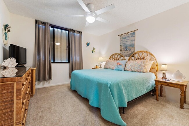 Building Photo - 300 Ocean Trail Way